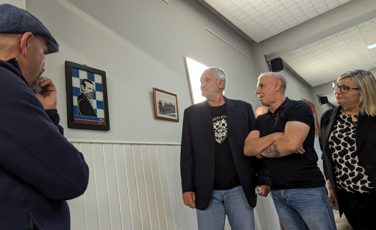 Espejos para recordar a los “invisibles” que forjaron el Canido más solidario