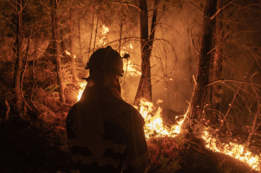 Prisión provisional para el detenido por una imprudencia grave que causó el incendio de Oímbra