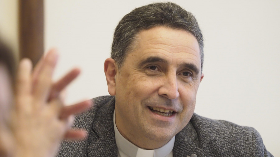 El obispo firma nuevos nombramientos y ceses diocesanos en Mondoñedo-Ferrol