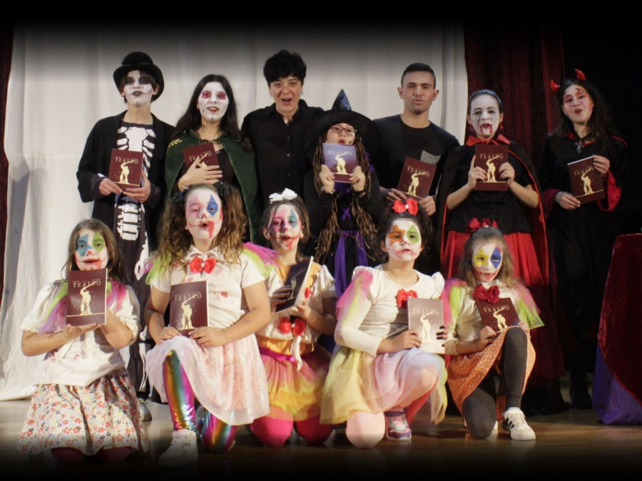 As escolas de teatro infantil e de adultos ofrecen algunhas prazas en Neda