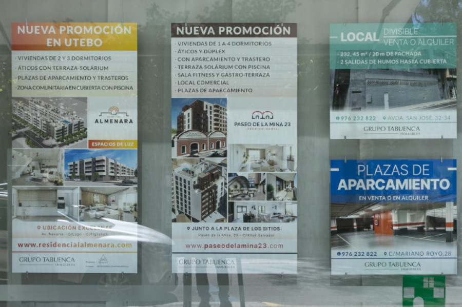 Los españoles necesitan más de siete años de su salario bruto para comprar una vivienda