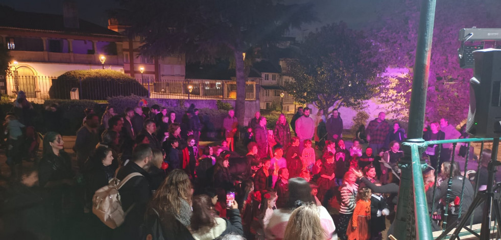 Sorpresas “de miedo” por las calles de Pontedeume