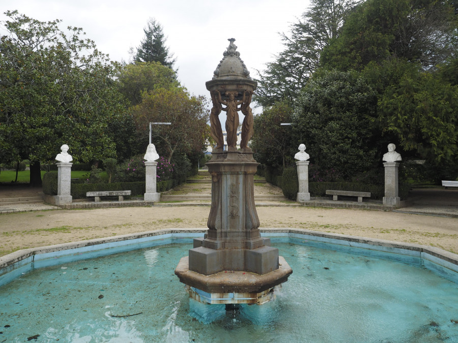 La fuente Wallace de Ferrol reclama su lugar en el catálogo de bienes de interés municipal