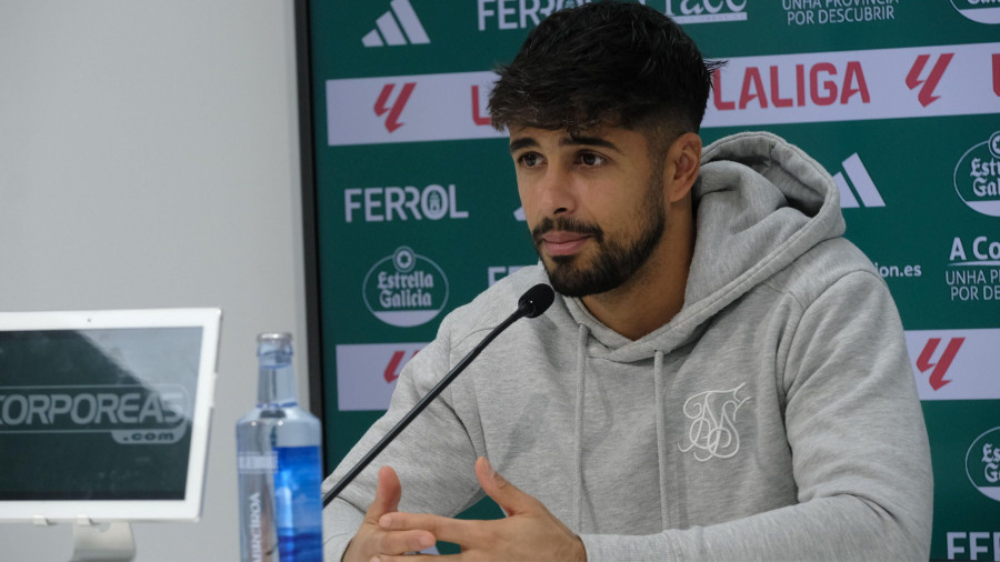 Jesús Ruiz, portero del Racing: “Las cosas van a cambiar, esto no va a ser así para siempre”