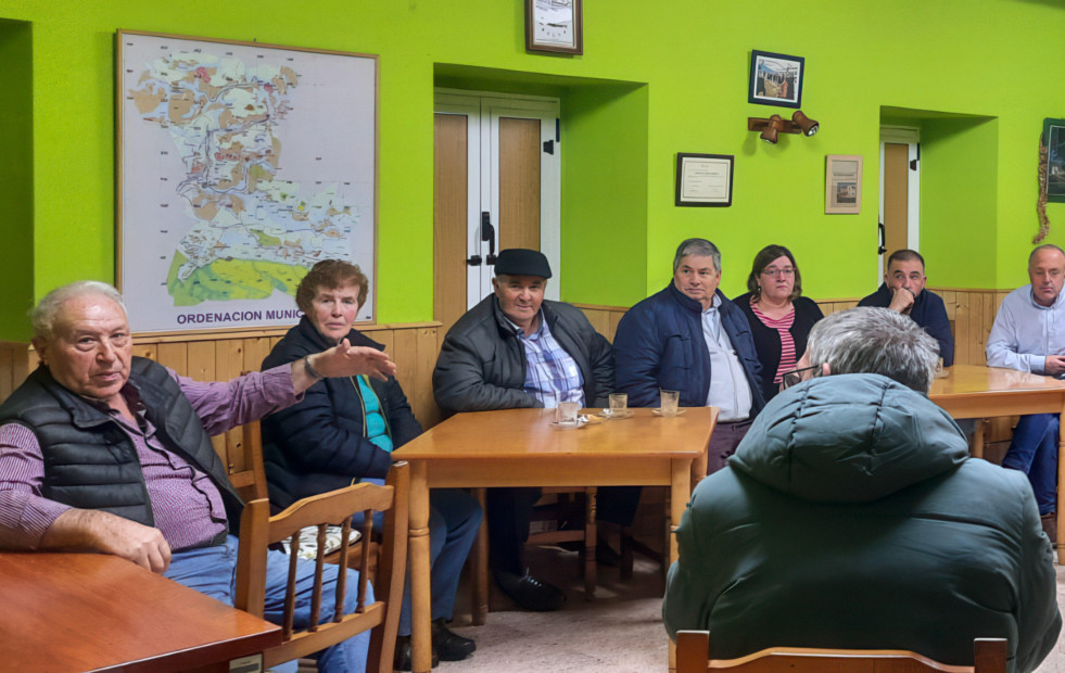 Las parroquias de San Sadurniño plantean sus demandas al Concello