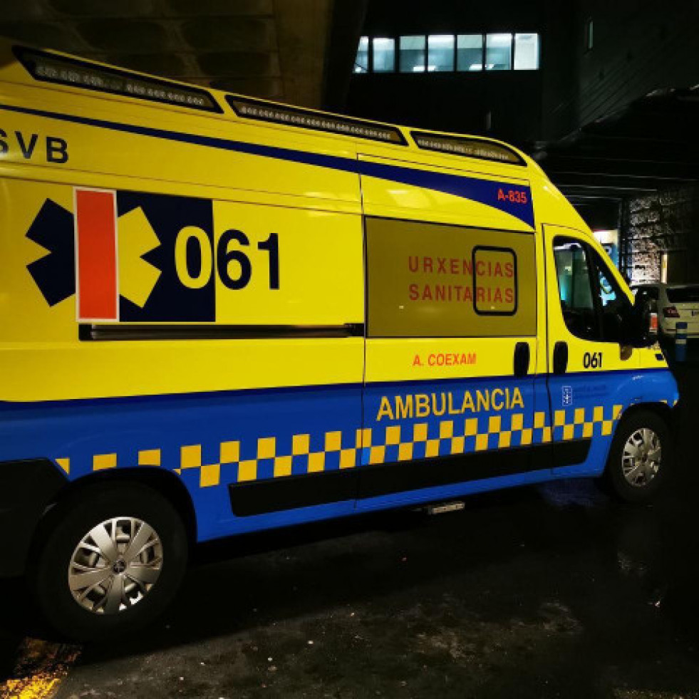 Rescatan un cadáver en un acantilado de la playa de O Dique en Porto do Son