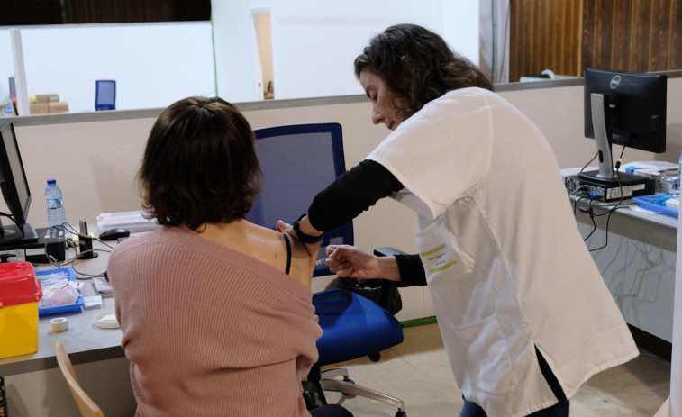 El 75% de la población del Área de más de 65 años ya se ha vacunado