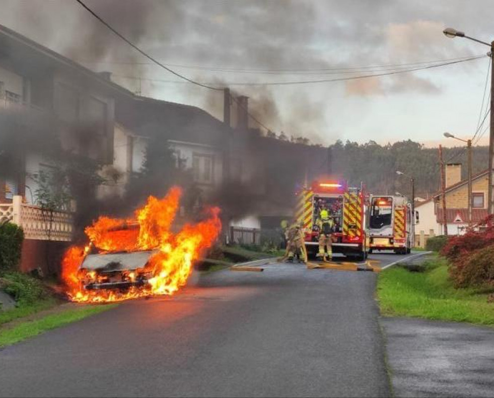 Incendio turismo naron