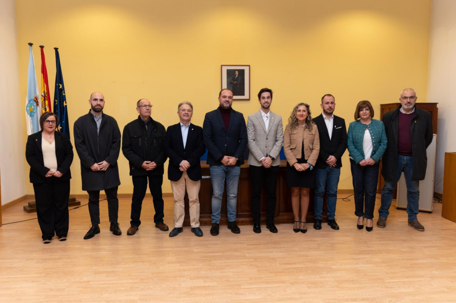 Cabanas celebra el vigésimo aniversario de su Consistorio con un reencuentro de alcaldes