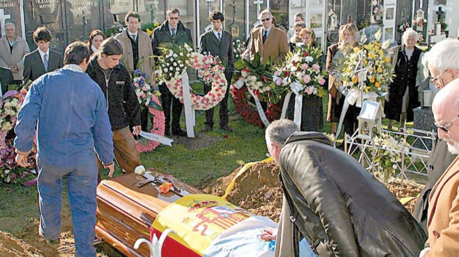 Hace 20 años | Emotivo adiós al general Gabeiras, relevante valedor de la democracia