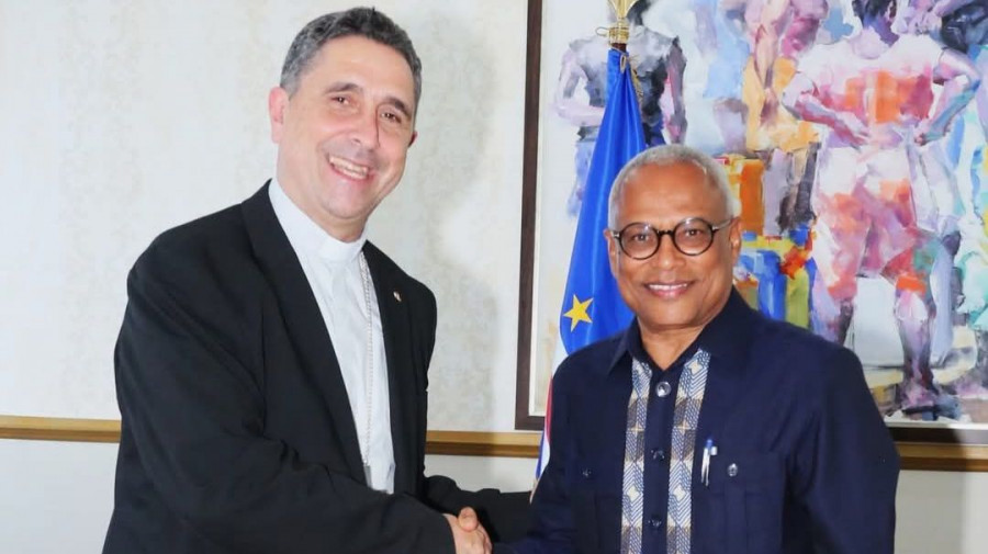 García Cadiñanos se reunió con el presidente de la república durante su visita a Cabo Verde