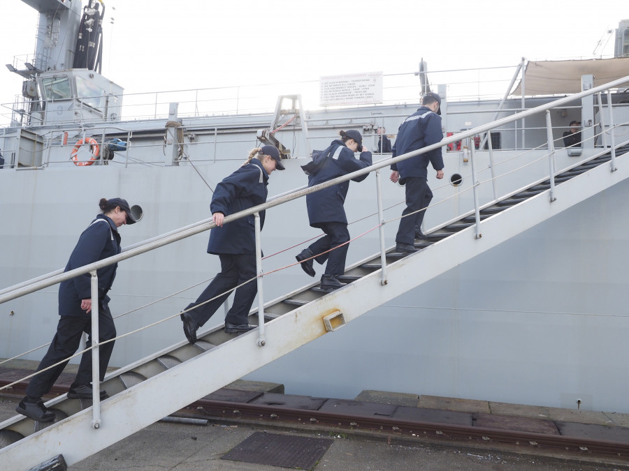 Unidades desplazadas como la "Blas de Lezo" han regresado a su base en Ferrol
