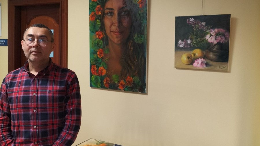 Sergey Sozonov expone sus óleos en la galería de Cerdido “Unha obra, unha mirada”