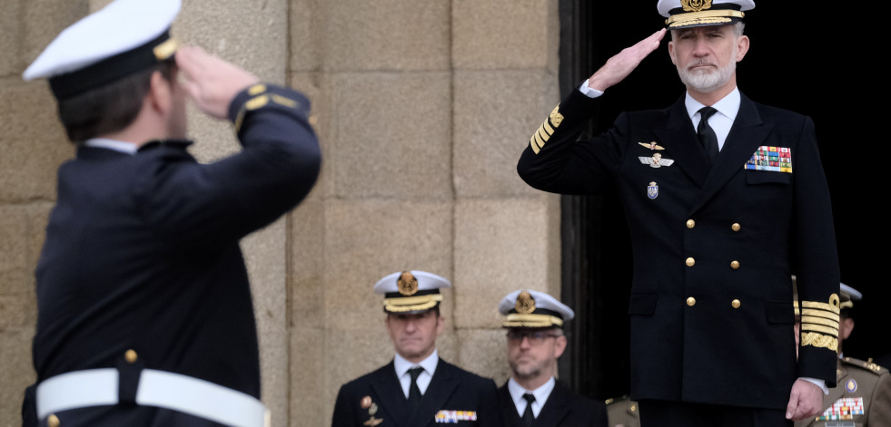 Mañana real en la ciudad naval: las imágenes de la visita de Felipe VI a Ferrol
