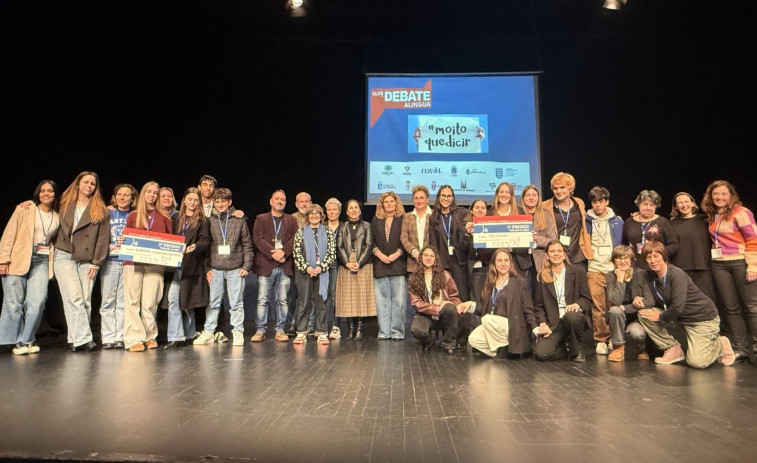 Equipos del IES Canido y el CPR Santiago Apóstol pasan a la final del Club de Debate Alingua al vencer en Narón