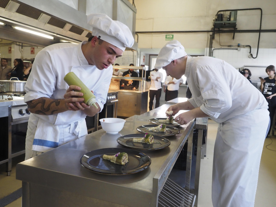 La crème de la crème del futuro de la hostelería se dio cita en Pontedeume en el Concurso de Cociña e Coctelaría