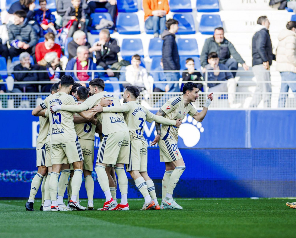Derrota del Racing ante el Huesca (3 1) (7)