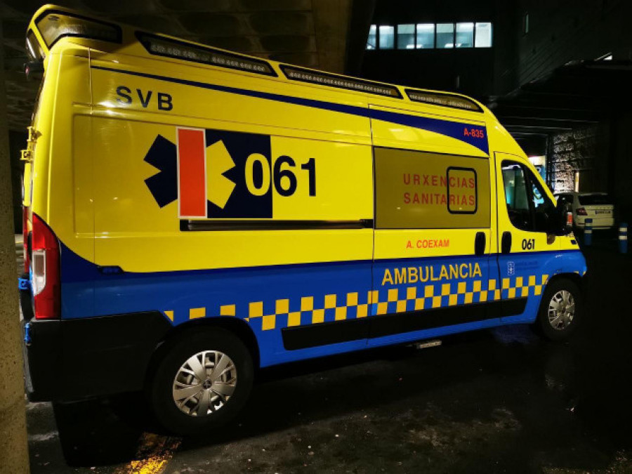 Heridas varias personas tras ceder un muro en un campo de fútbol de Gondomar
