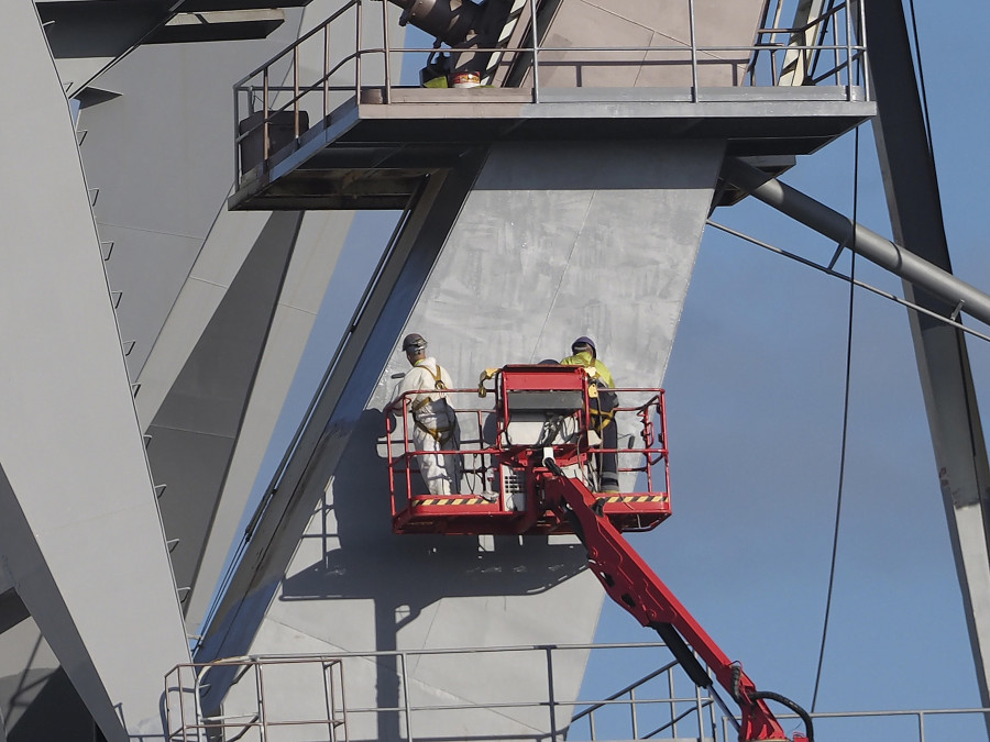 La industria y la construcción evitan que el desempleo suba en Ferrolterra