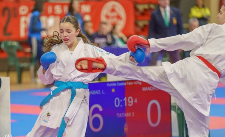 Lía Penabad, “top 10” en la Liga Nacional de karate