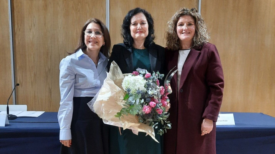 Ana Ares, homenajeada en el 8-M como Muller do Ano de Narón