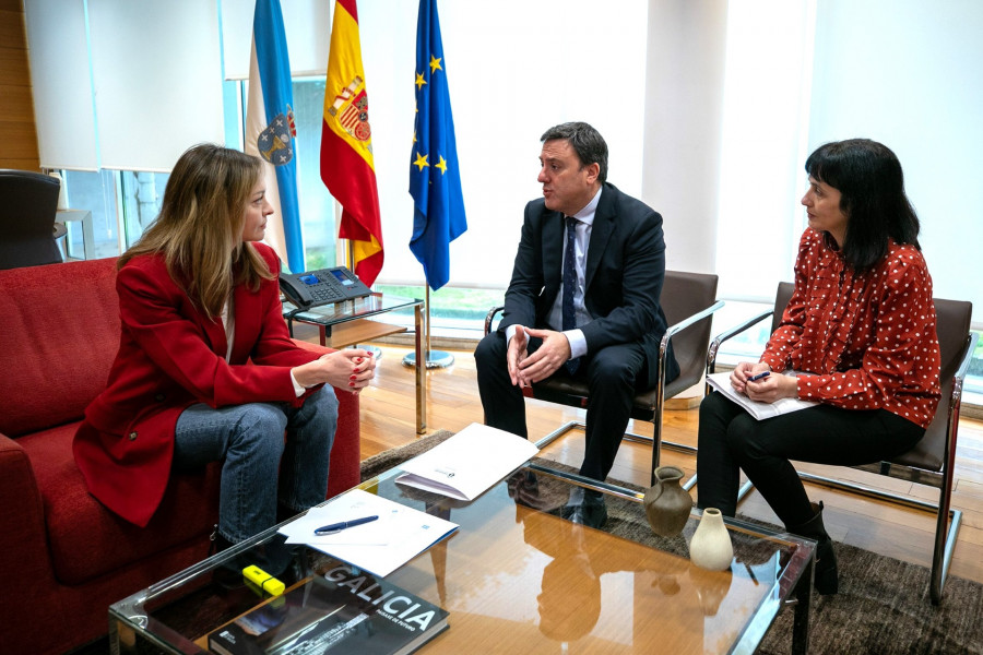La Xunta tiende la mano a las residencias de mayores que promueve la Diputación