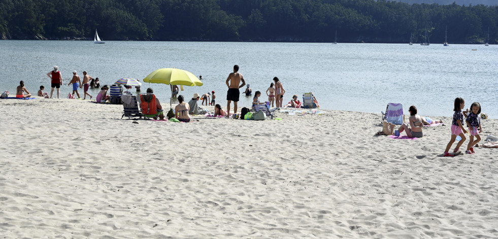 La Diputación destina 258.241 euros a la limpieza de playas marítimas