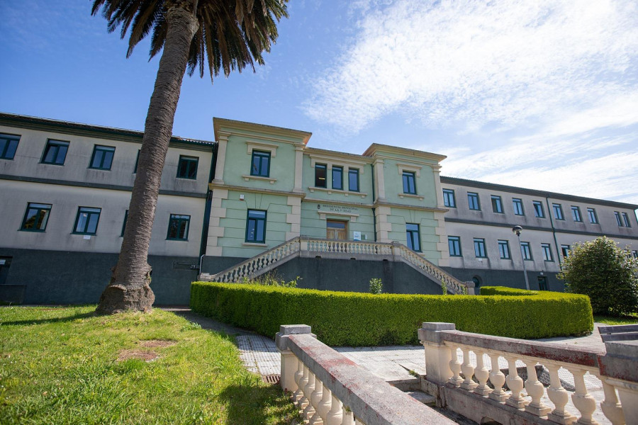 La Xunta defiende la calidad de la comida en la residencia Díaz de Dávila de Ortigueira