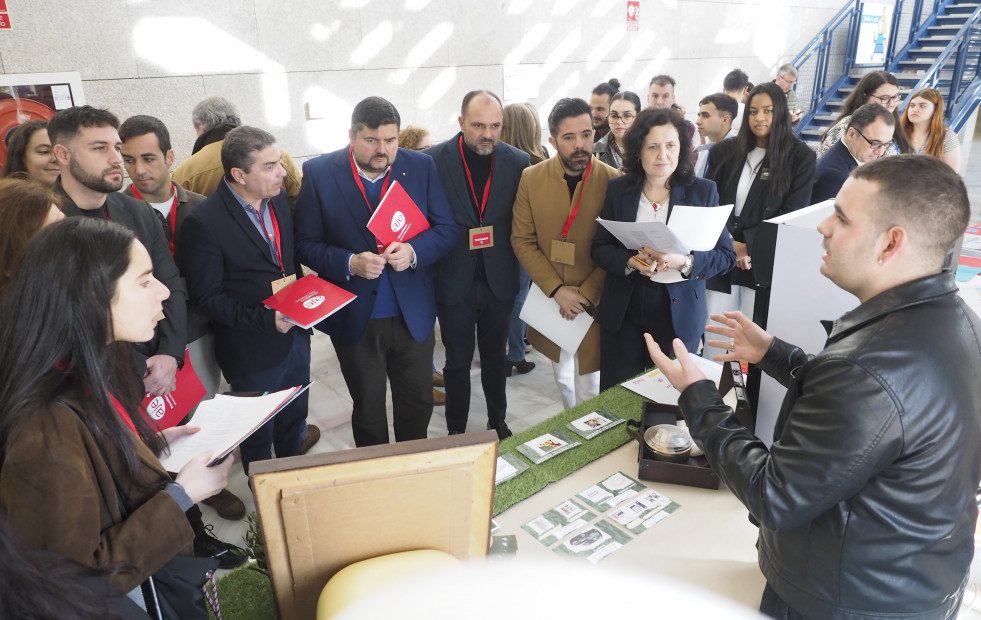Emprende Xove Minimarket no CIS da Cabana
