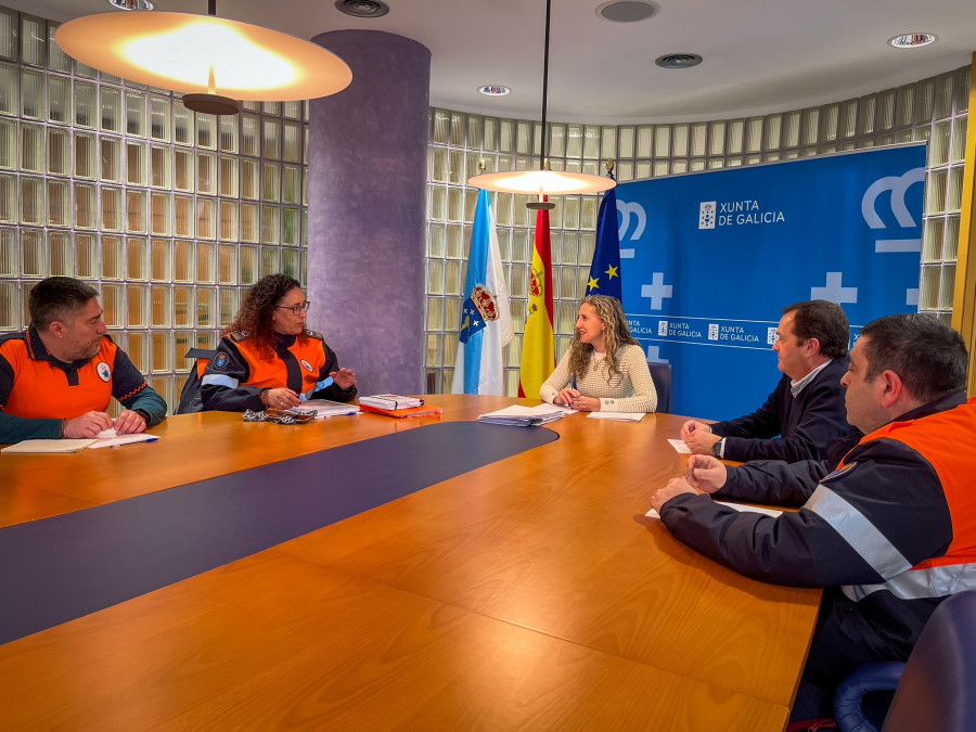 Martina Aneiros pone en valor la labor de las agrupaciones de voluntarios de Protección Civil