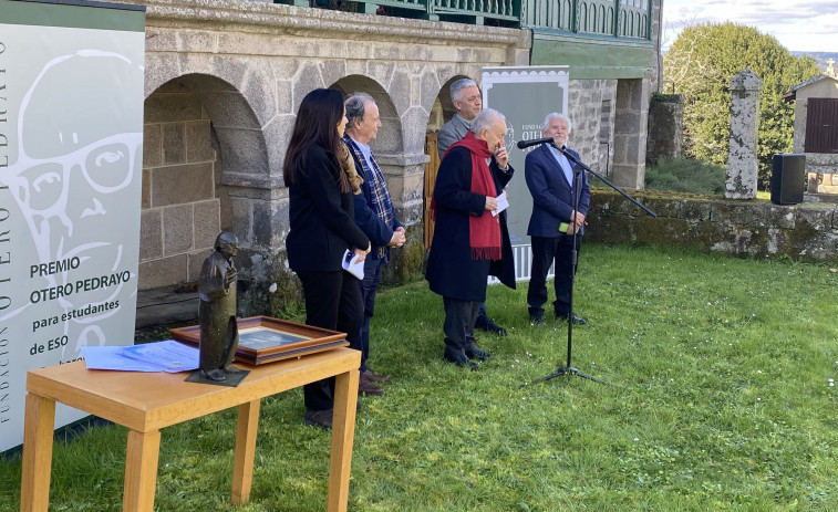 Xunta y Fundación Otero Pedrayo reconocen el trabajo del alumnado del IES Breamo de Pontedeume