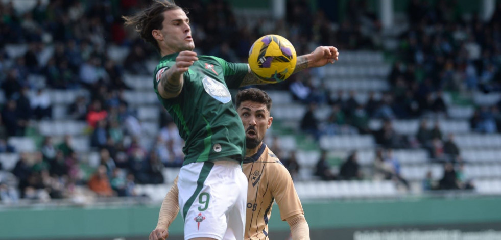El Racing de Ferrol toca ante el Eibar la partitura del empate (0-0)