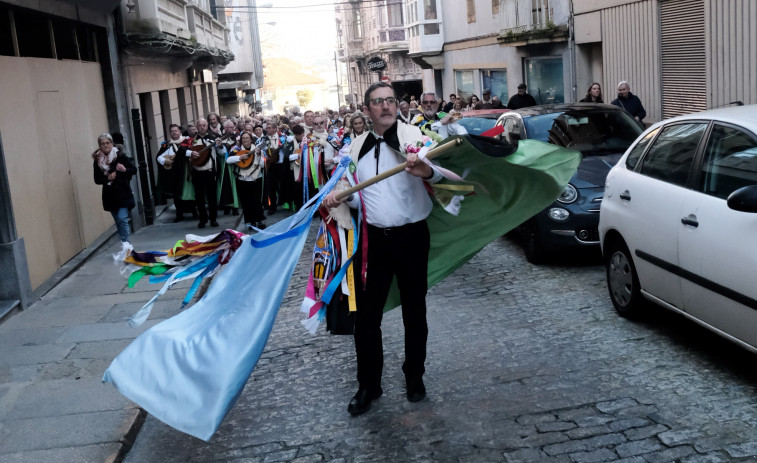 Pepitas 2025 : Rondando por los balcones de Ferrol