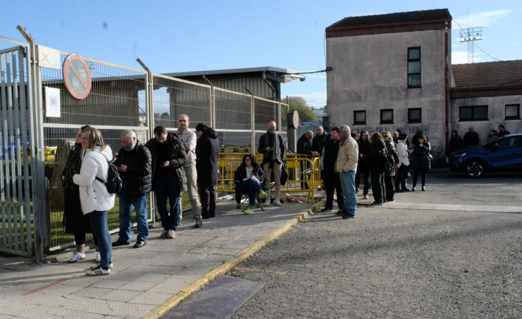 Furor por el Baxi Ferrol: las colas en A Malata para conseguir entradas de la Eurocup
