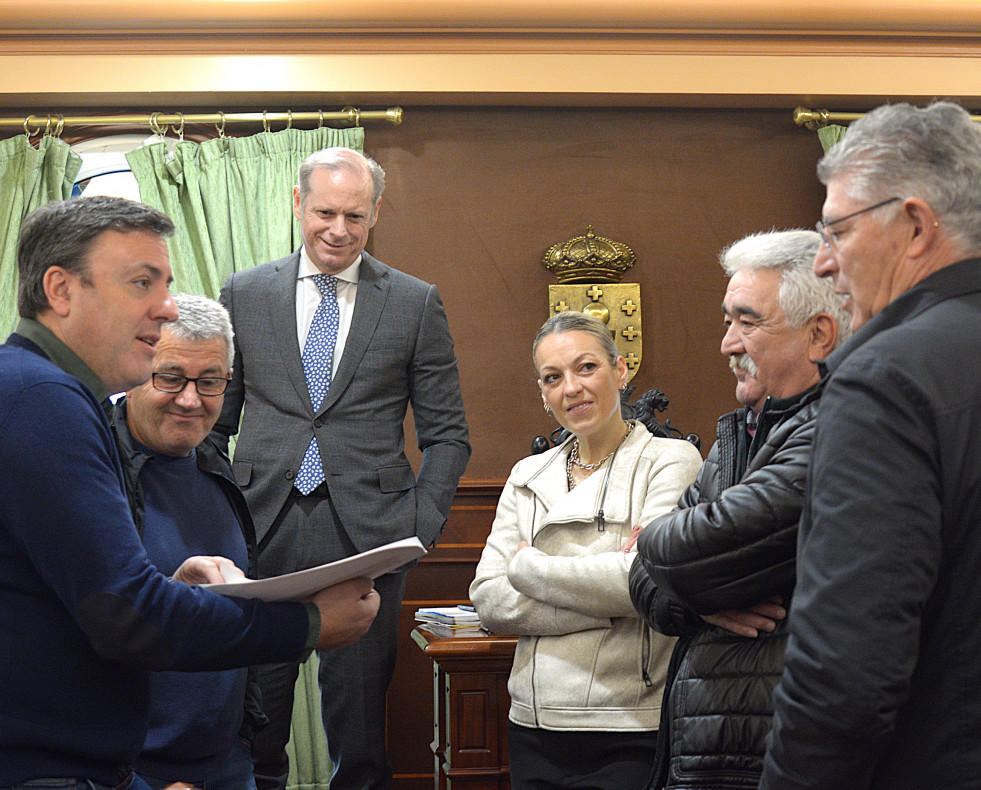 Firma recepcion poboado das veigas (1)
