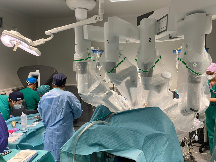 A Área Sanitaria incrementou un 45% as cirurxías robóticas