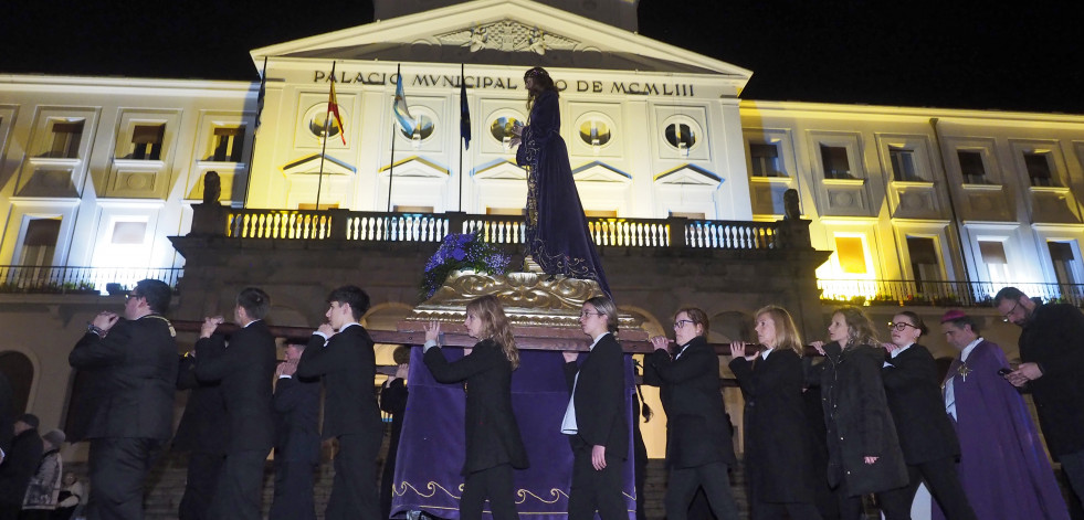 La crónica visual del Via Crucis de la Junta de Cofradías de Ferrol 2025