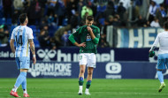 El Racing de Ferrol, devorado por el lobo malagueño