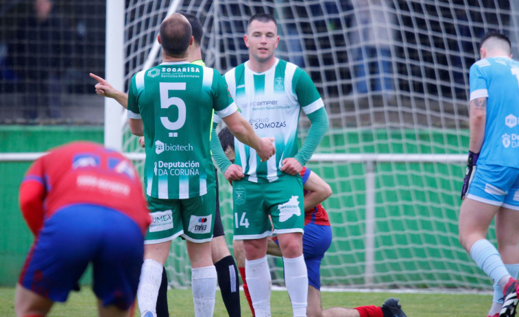 El Somozas empata ante el Betanzos en un duelo con dos expulsados (1-1)
