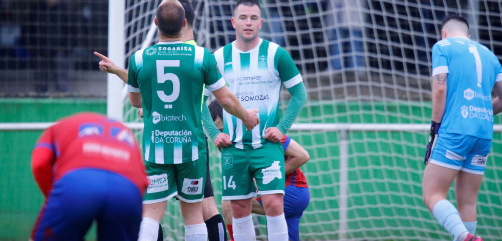 El Somozas empata ante el Betanzos en un duelo con dos expulsados (1-1)