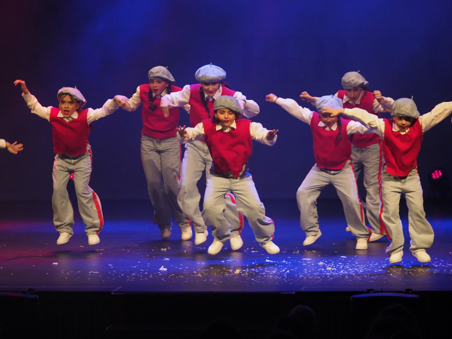 El talento juvenil se sube al escenario