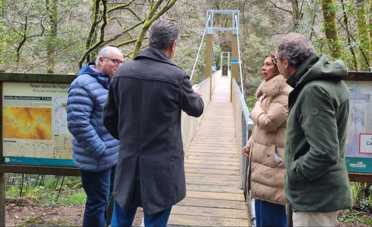 Reabre después de tres años el puente colgante de Cal Grande, en el parque Fragas do Eume