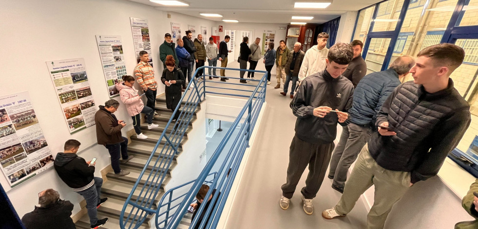 Entradas agotadas para un estadio de A Malata que puede superar su récord