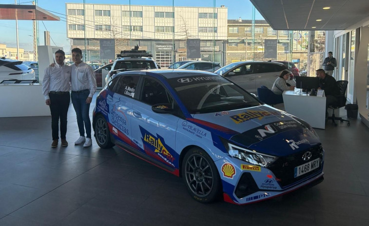 Alejandro Medín e Iván Bouza presentan los nuevos colores de su Hyundai i20