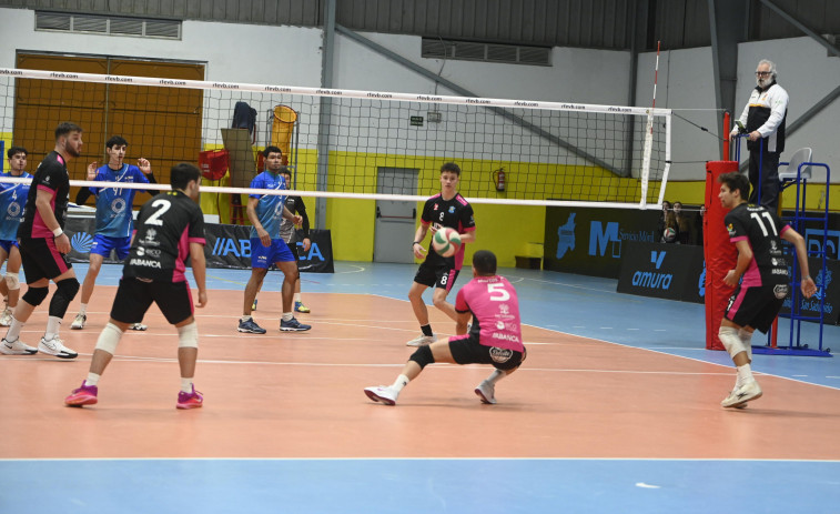 Gran victoria del Intasa San Sadurniño para cerrar la liga