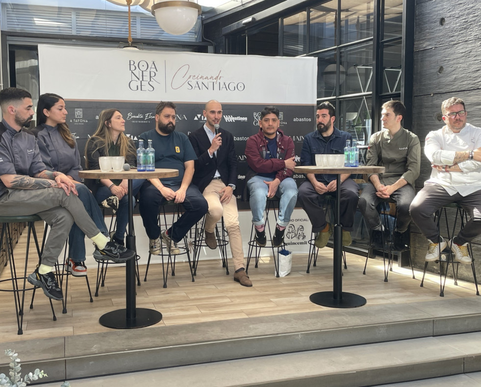 Foto Presentación Cocinando Santiago en Mercado Boanerges