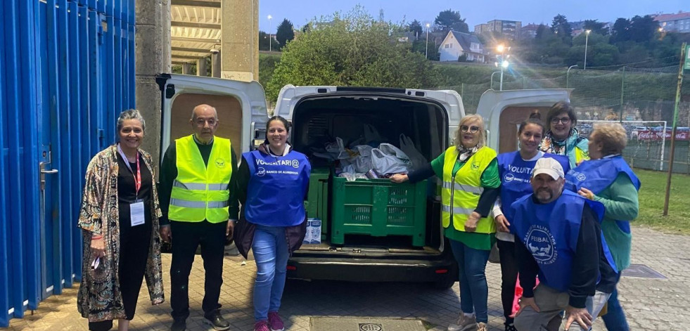 Recogida de alimentos para Balrial en la tienda oficial racinguista