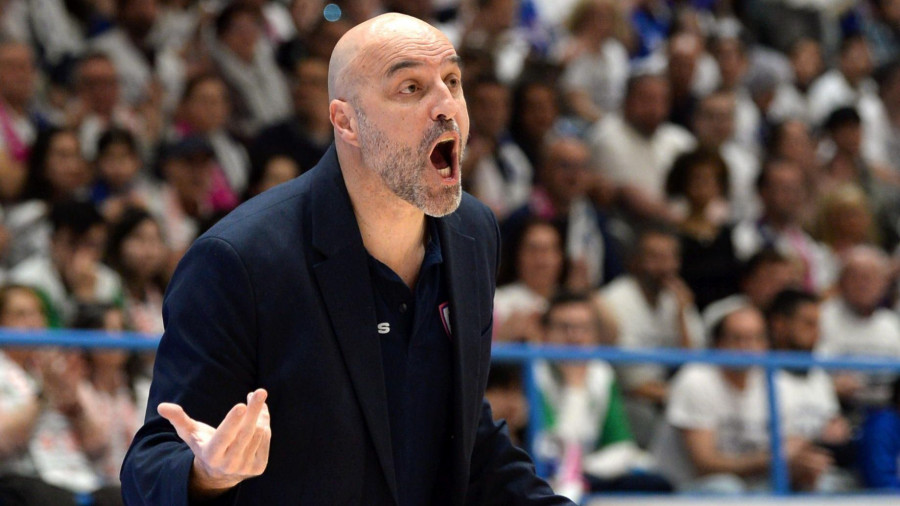 Lino López, entrenador del Baxi Ferrol: “Ojalá sea un encuentro similar al que se vivió en A Malata”
