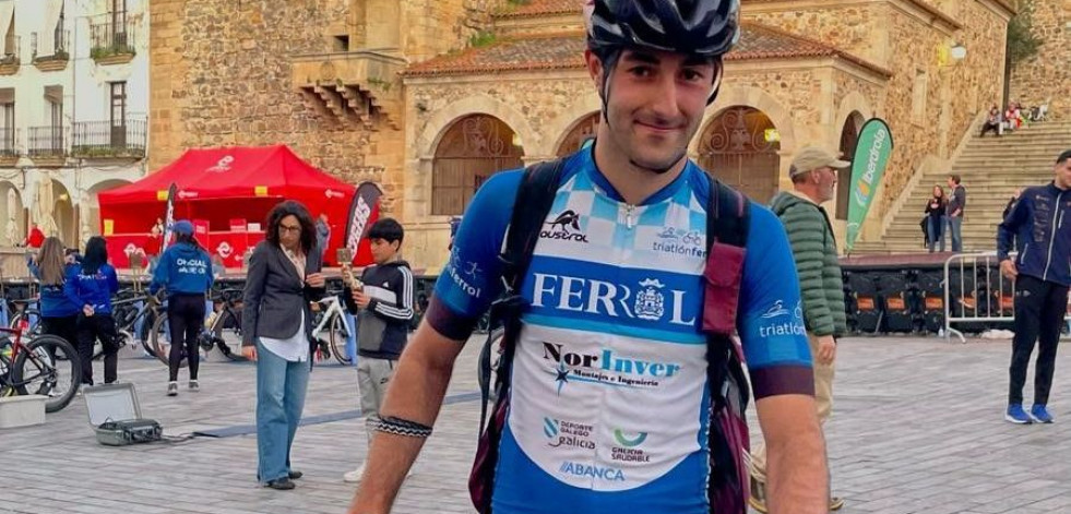 El duatleta Iván Puentes aguanta hasta el atletismo en el Nacional de Cáceres para ser vigésimo quinto