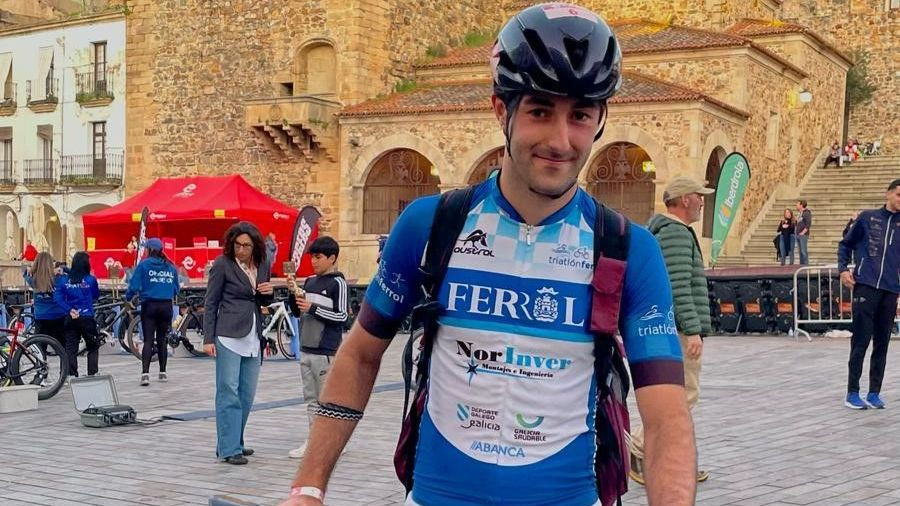 El duatleta Iván Puentes aguanta hasta el atletismo en el Nacional de Cáceres para ser vigésimo quinto